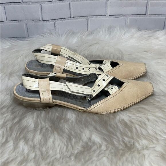 Hispanitas Cream/Off White Square Toe Slingbacks - Picture 4 of 7